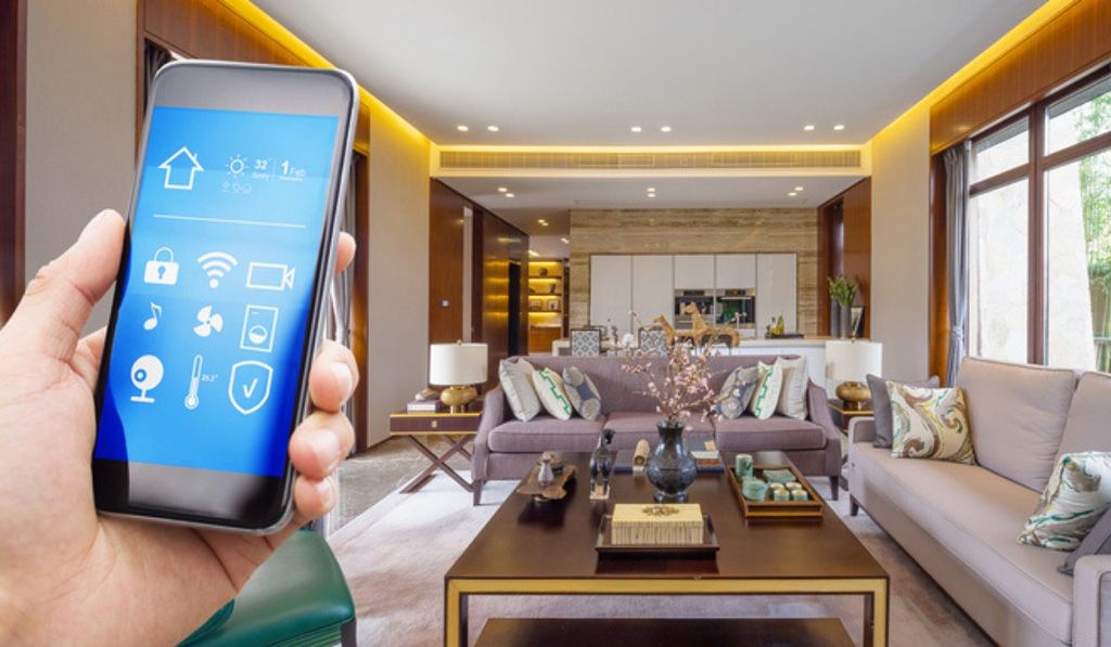 Sistema de automação residencial controlado por celular instalado pela Iluminic